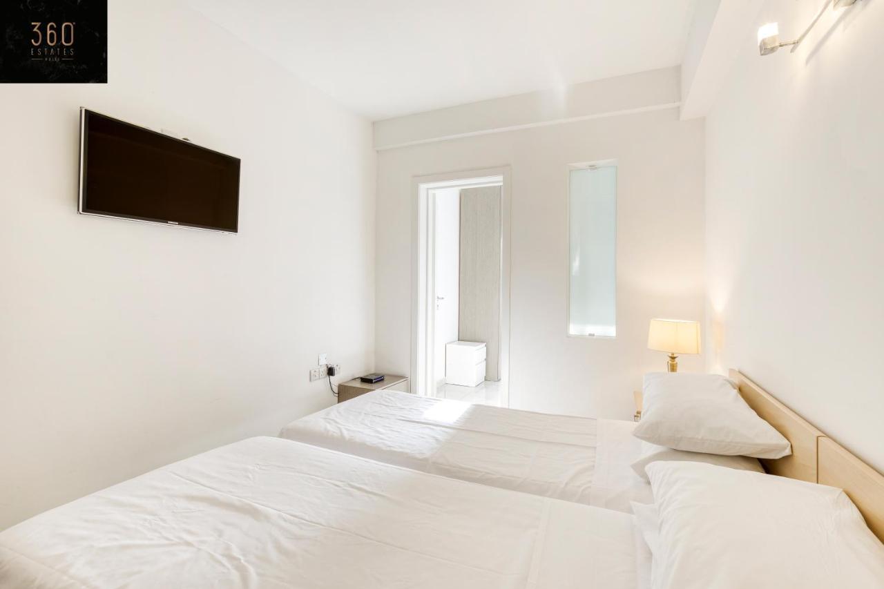 Centre Apt In St Julians/Pv With Spacious Living By 360 Estates San Ġiljan Kültér fotó